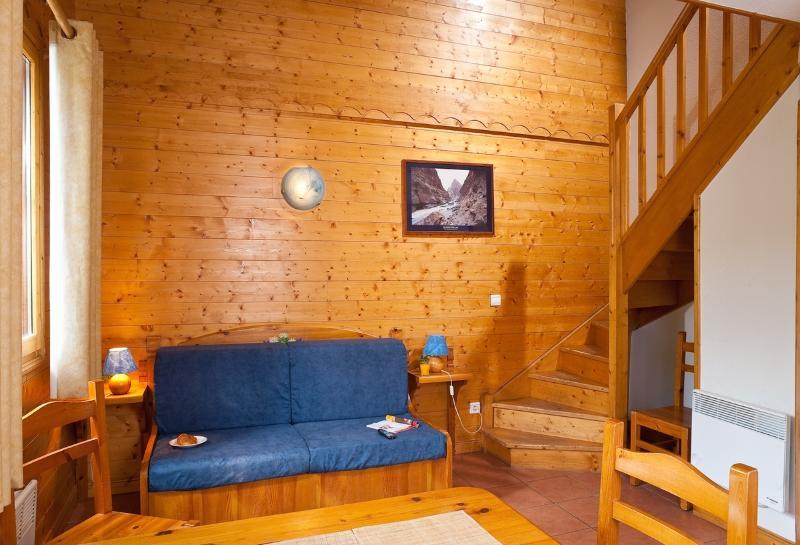 Madame Vacances Les Chalets Du Praz Ла-Плань Экстерьер фото