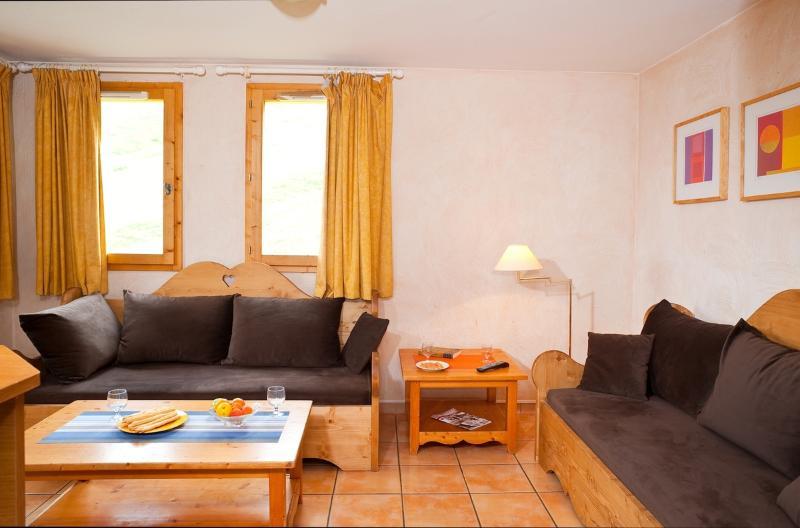 Madame Vacances Les Chalets Du Praz Ла-Плань Экстерьер фото